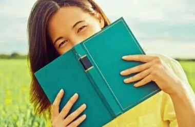 O Devocional para mulheres número 1, que vai transformar sua vida!